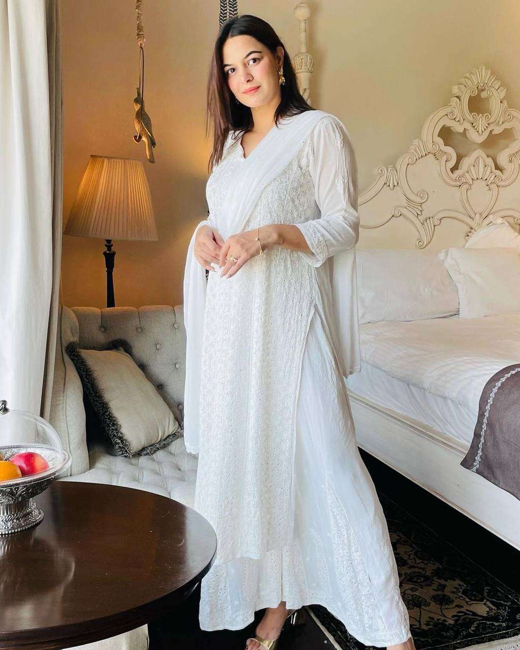 BE 246 KURTI SET