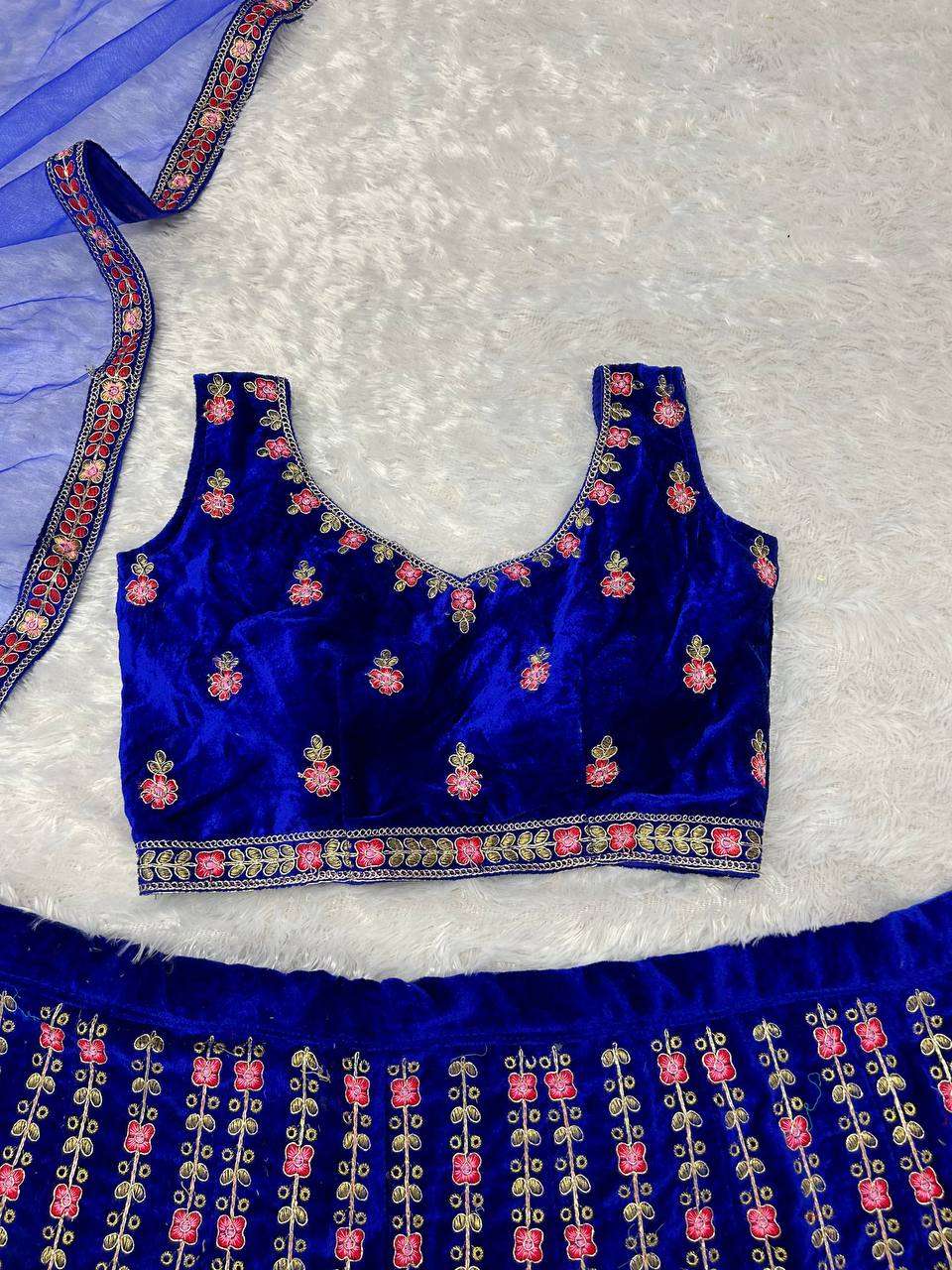 DC L48 LEHENGA CHOLI