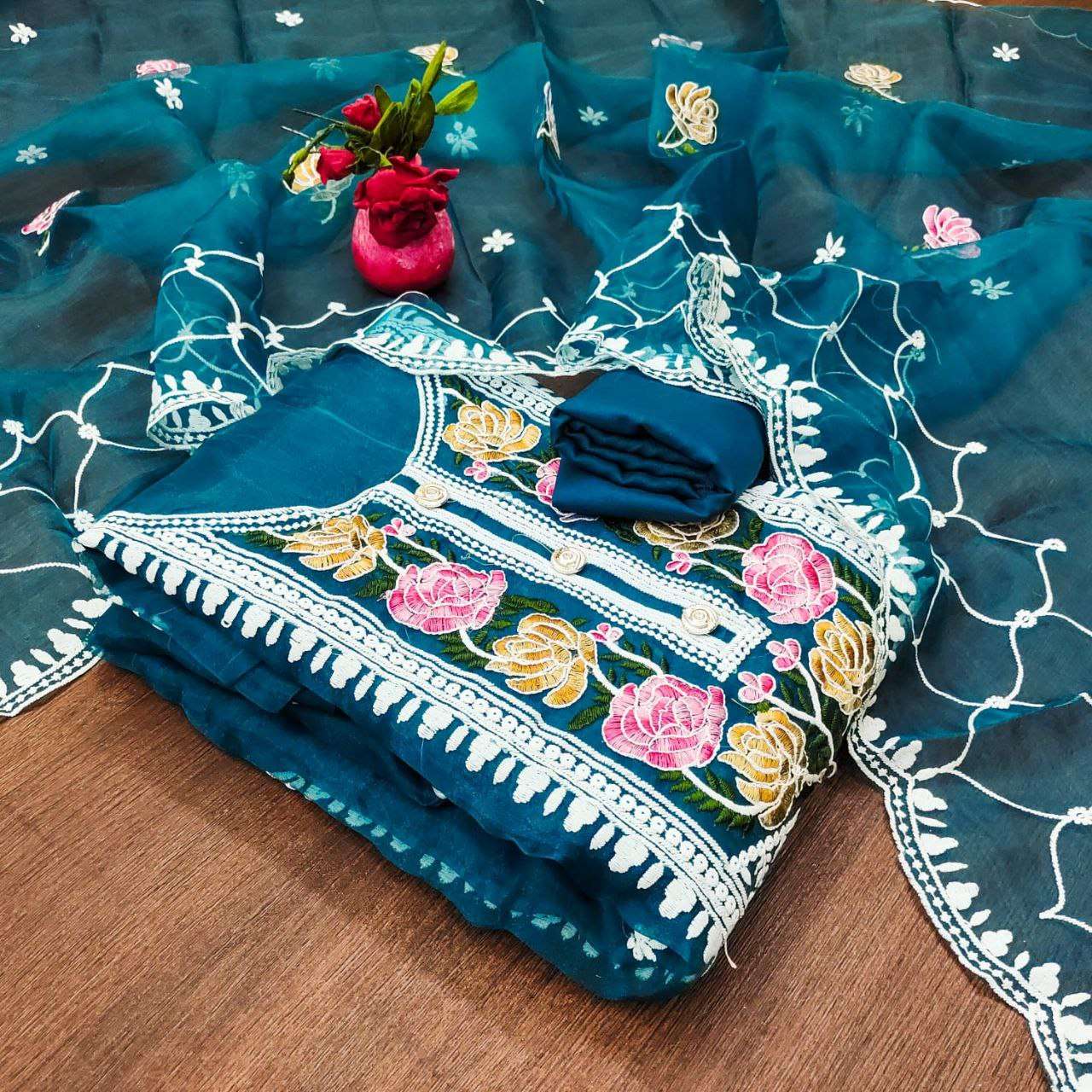 DS 109 DRESS MATERIAL