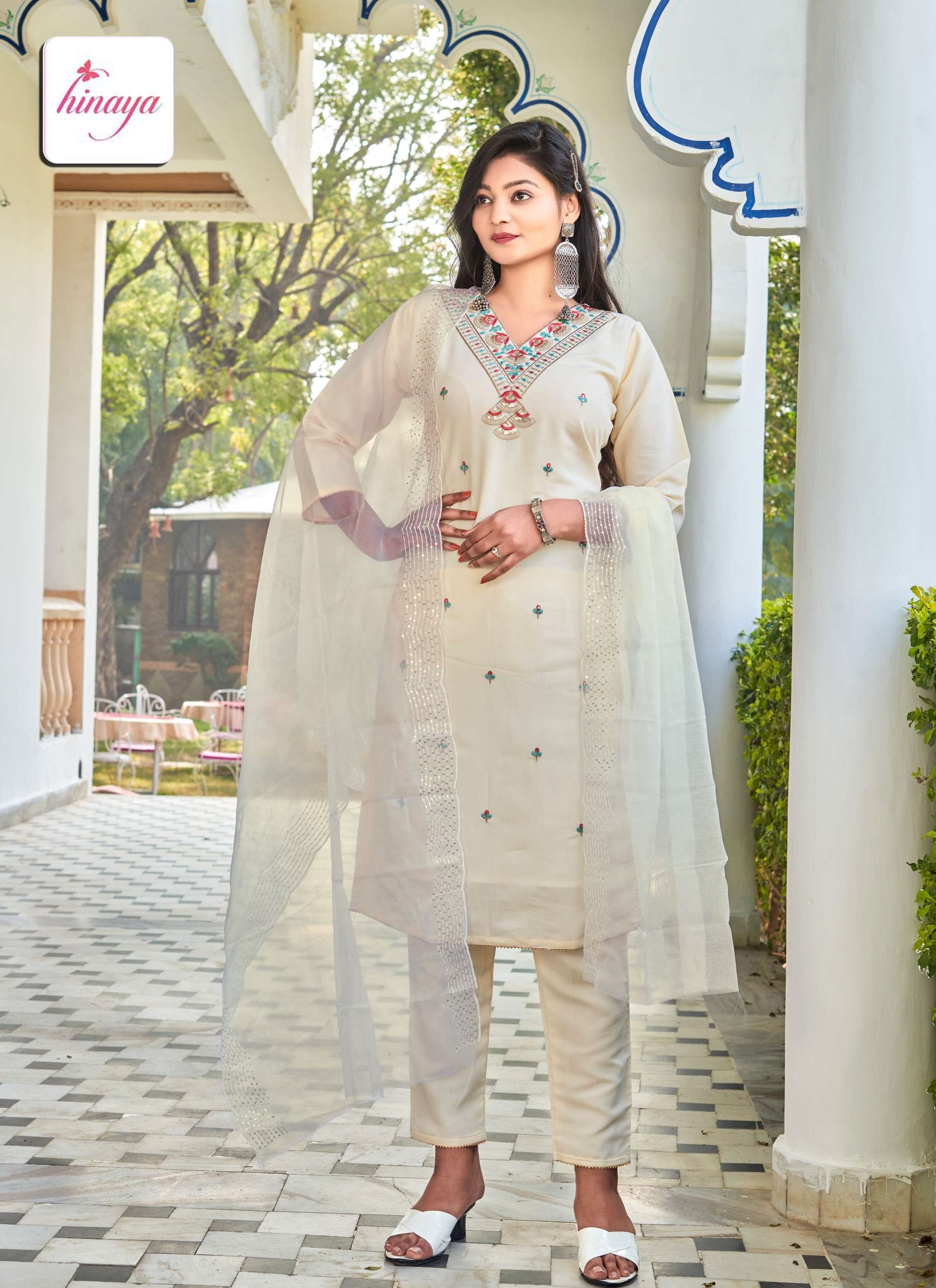 HINAYA ALEXA VOL 1 FANCY DESIGNER KURTI COMBO SET
