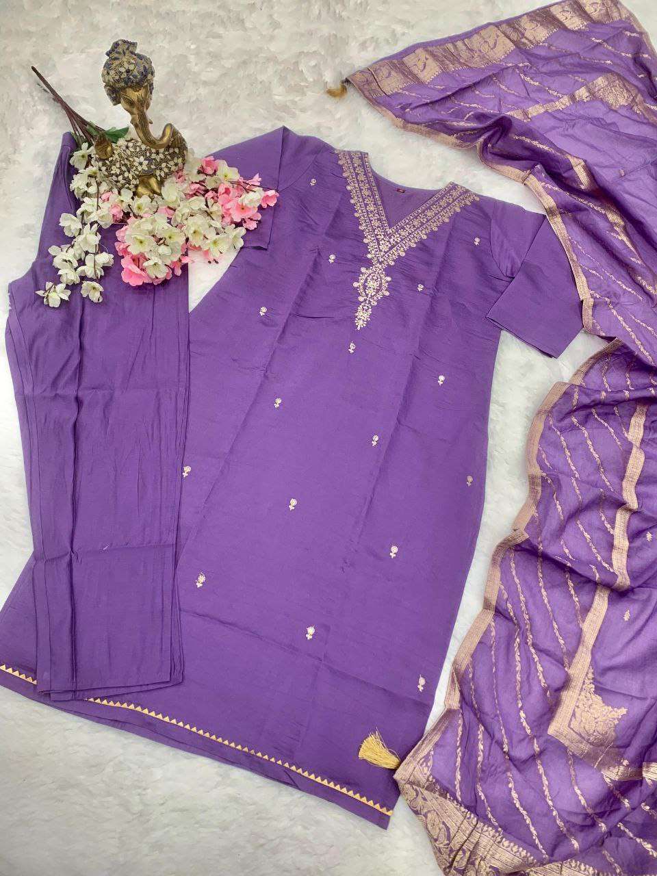JC 227 KURTI SET