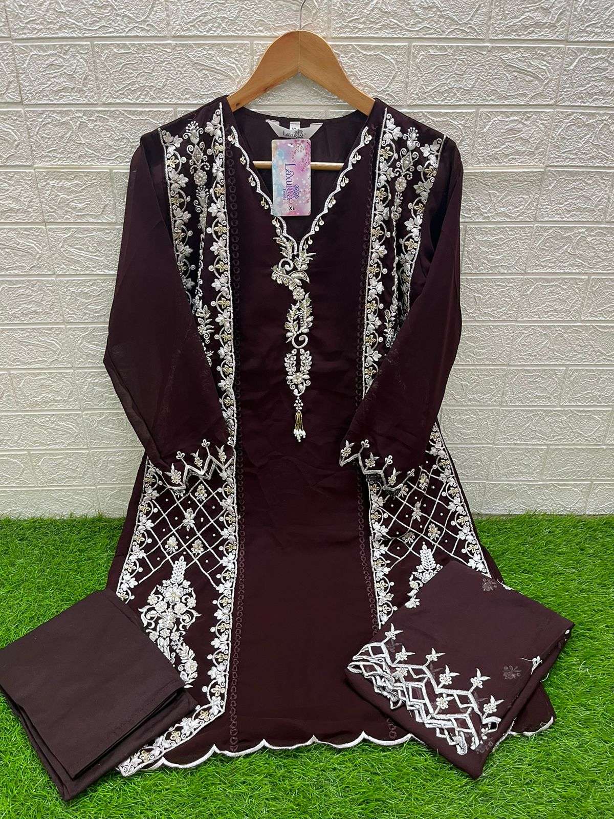 LAXURIA TRENDZ D NO 1373 GEORGETTE BEAUTIFUL DESIGNER SUIT