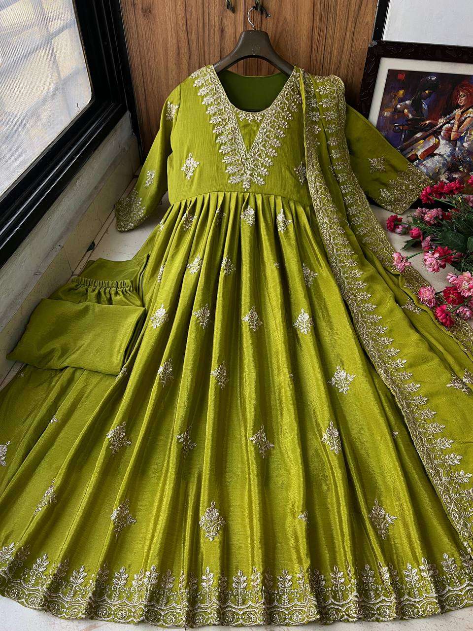 LC 1221 KURTI SET