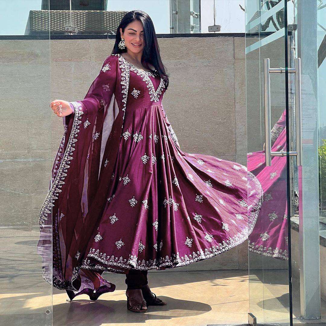 LC 1221 KURTI SET