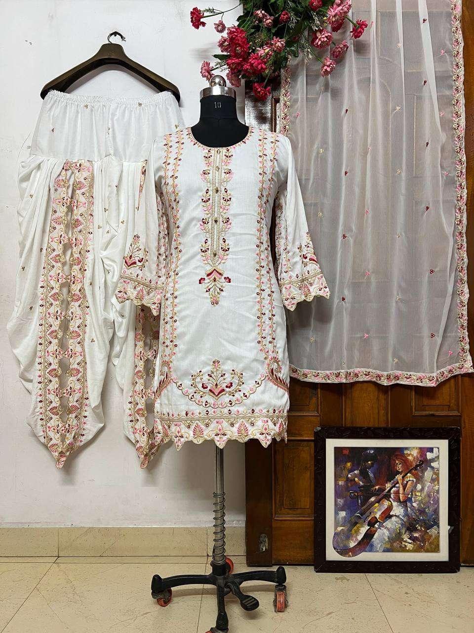 LC 1223 KURTI SET