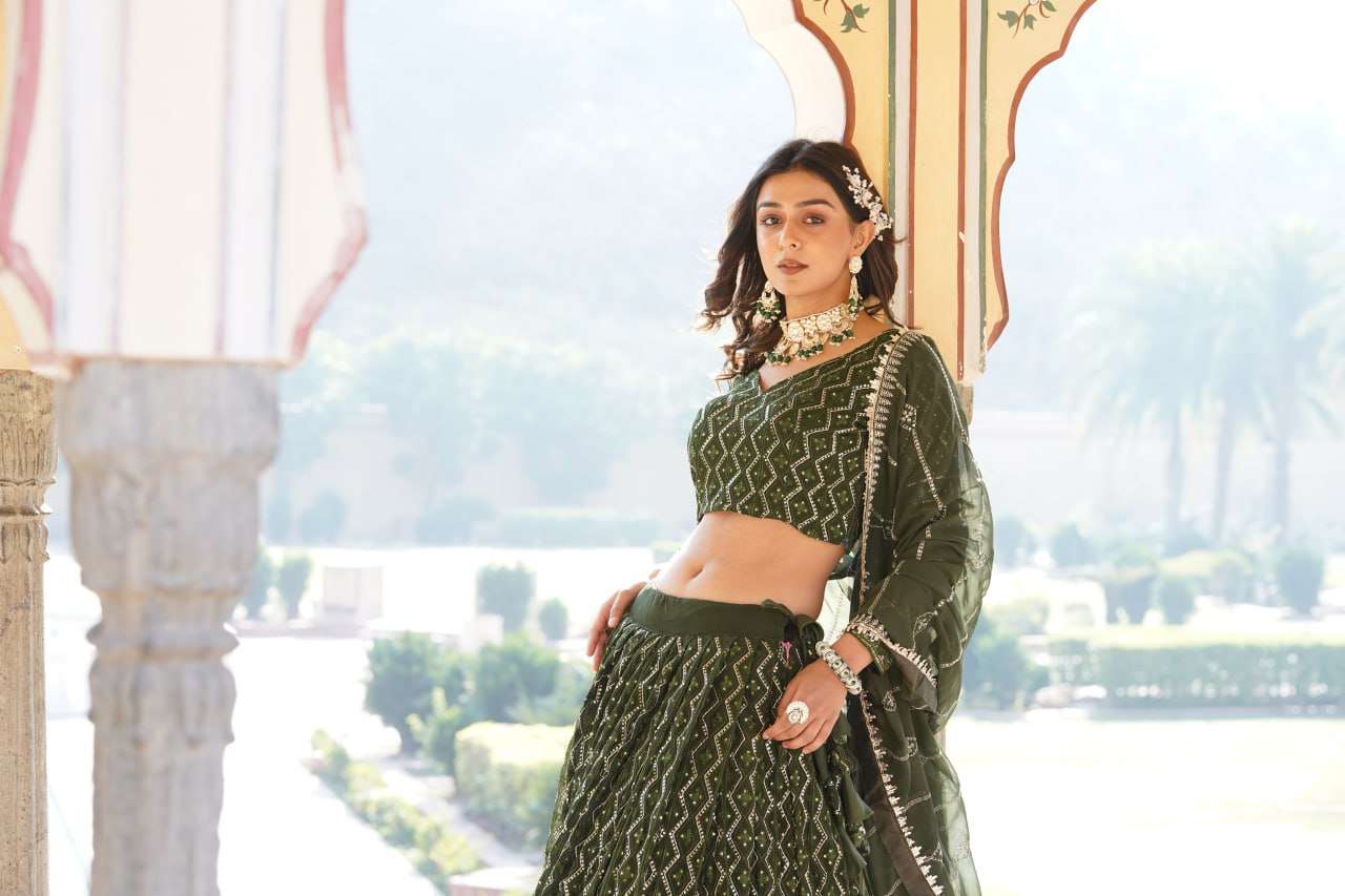 LW 7090 LEHENGA CHOLI