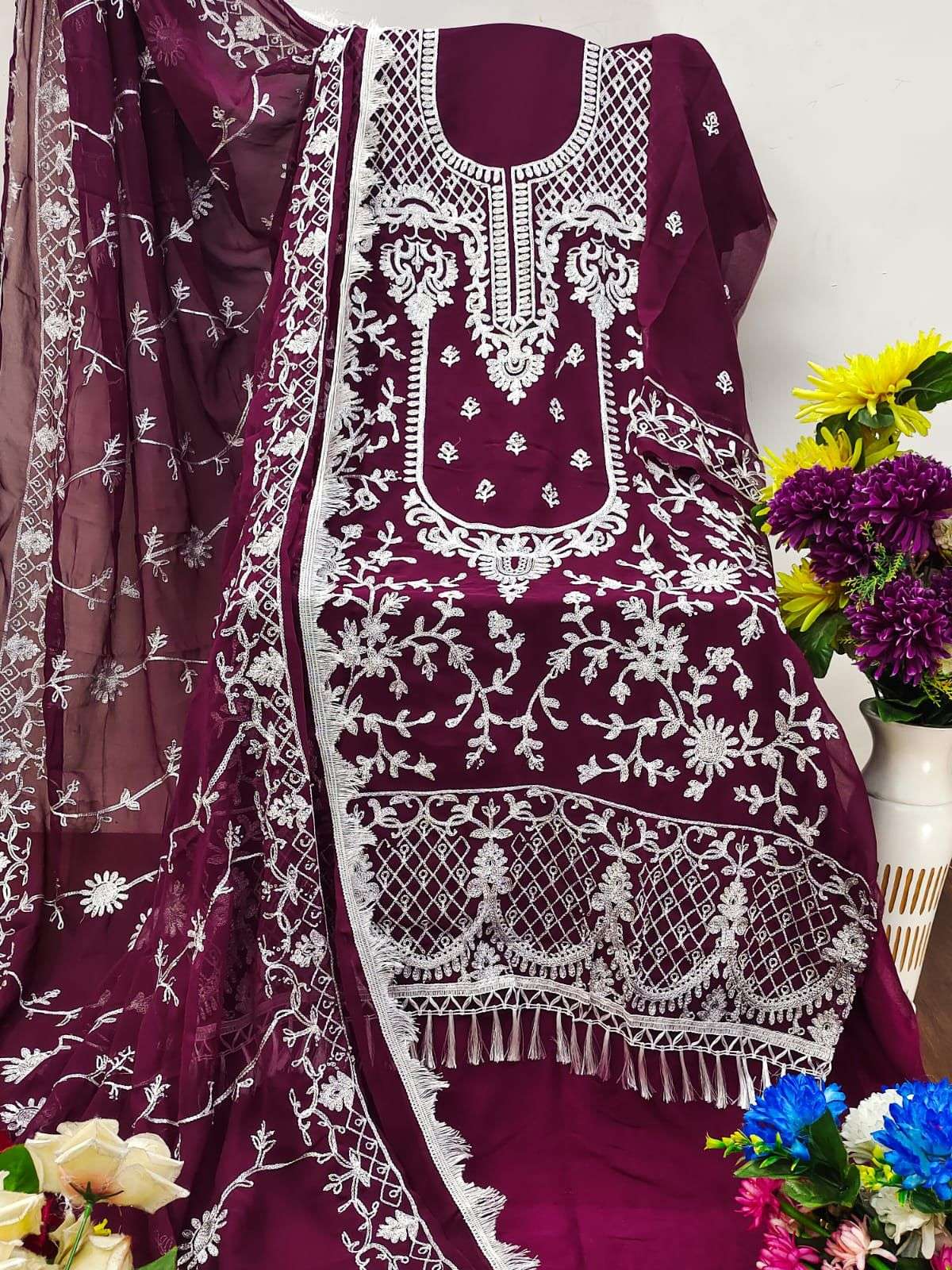 MF NON CATALOG GEORGETTE THERD WORK DESIGNER SUIT
