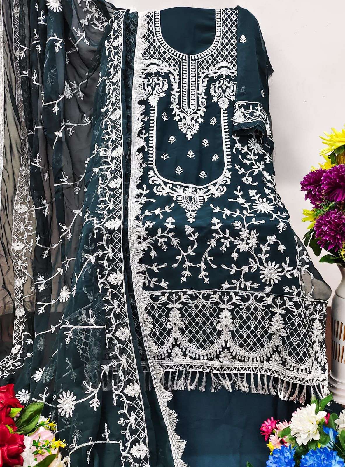 MF NON CATALOG GEORGETTE THERD WORK DESIGNER SUIT