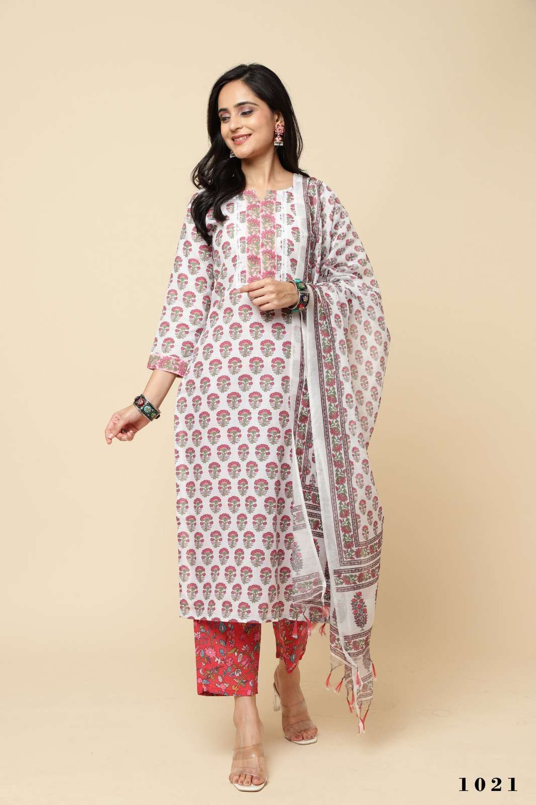MF TANISHA VOL 3 RAYON PRINTS FANCY LADIES KURTI COMBO SET 