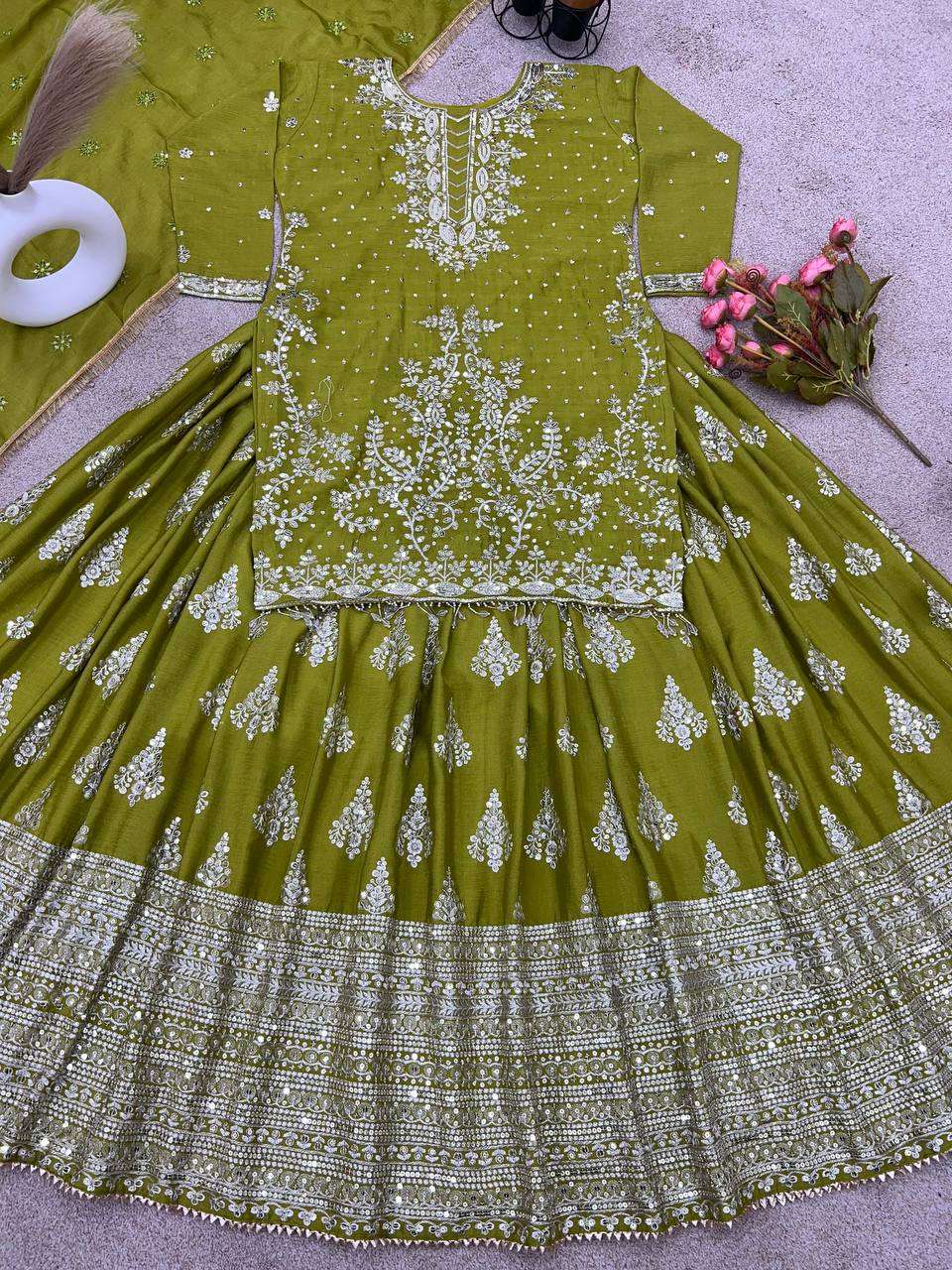 NSR 806 SHARARA SUIT