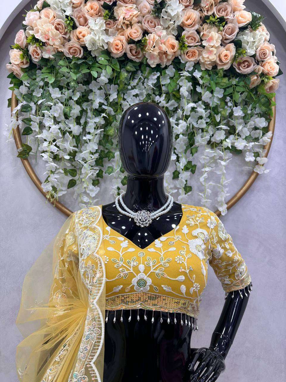 QRC 231 LEHENGA CHOLI