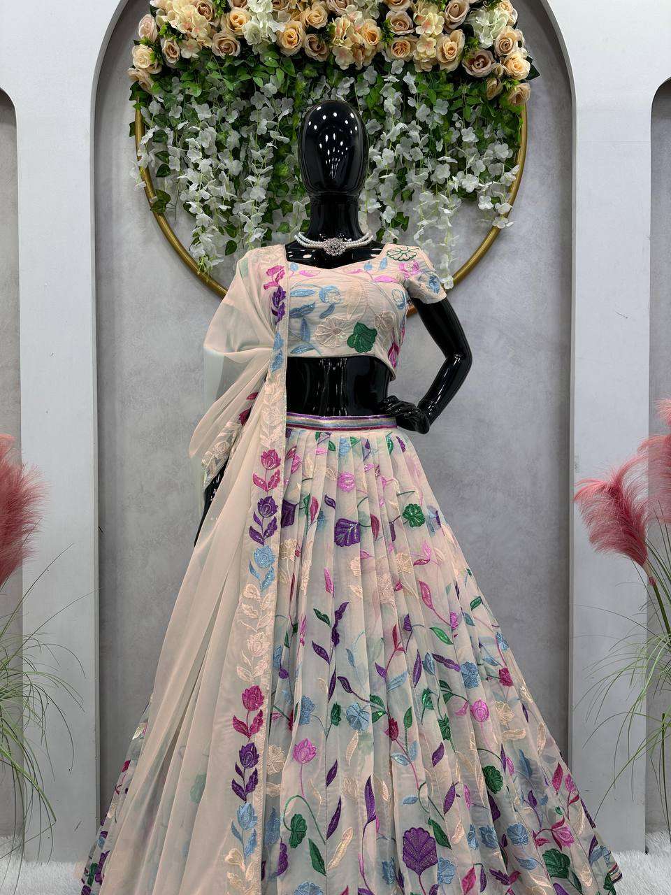 QRC 233 LEHENGA CHOLI