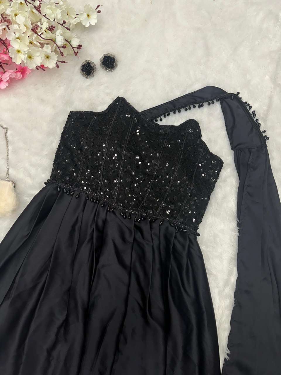SC 190 GOWN SET