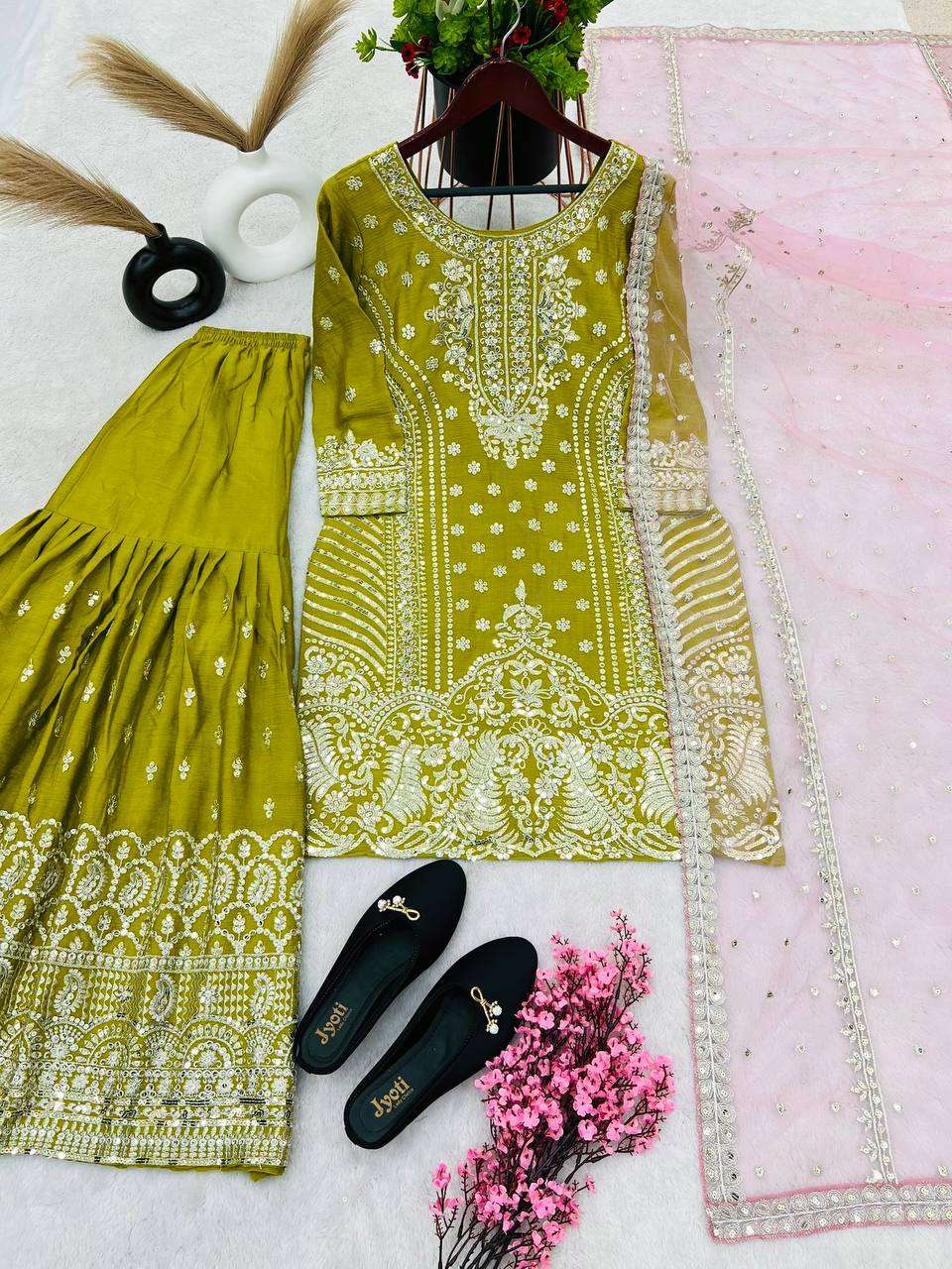 SR 1614 SHARARA SUIT