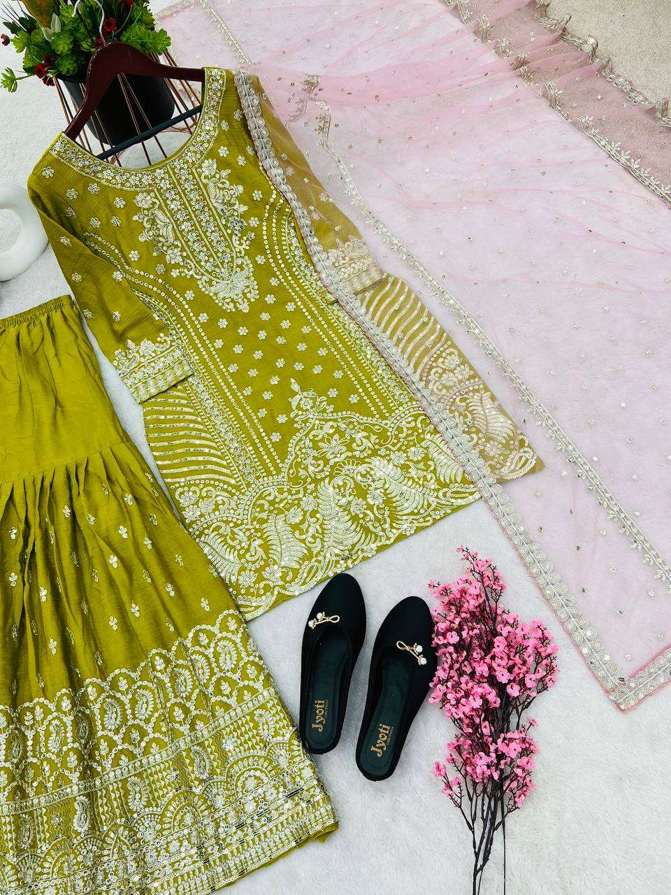 SR 1614 SHARARA SUIT