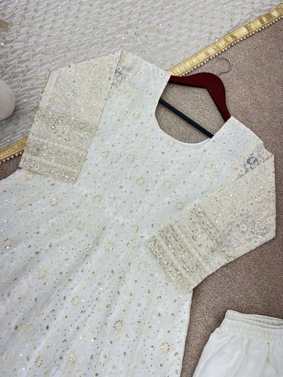 SSR 459 GOWN SET