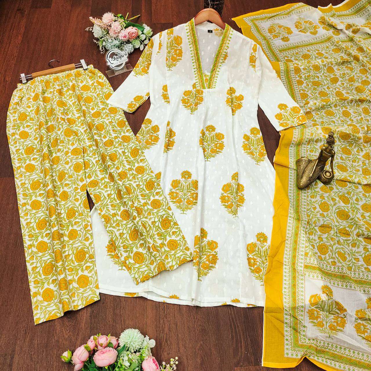 X ANGLE 101 KURTI SET