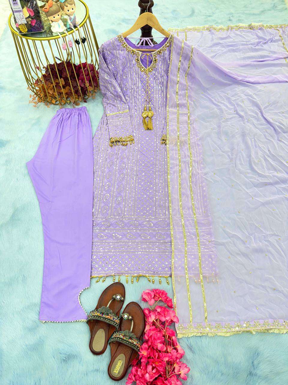 AD 156 KURTI SET