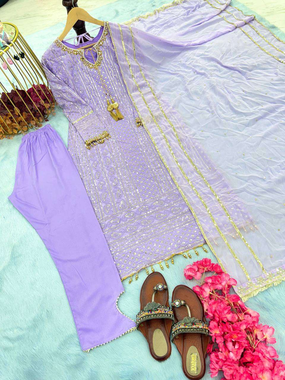 AD 156 KURTI SET