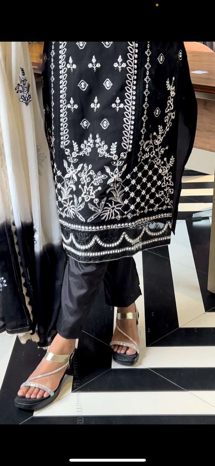 AL FATHIMA GEORGETTE HEAVY EMBROIDERY DESIGNER PAKISTANI SUIT