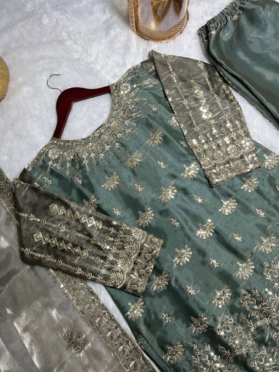 JD 524 KURTI SET