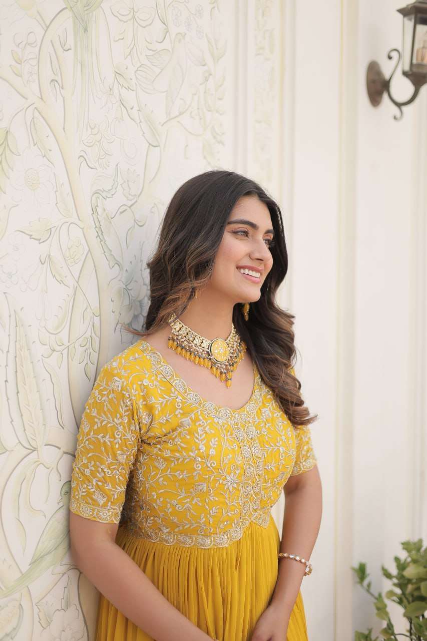 KA 1100 FANCY GOWN 