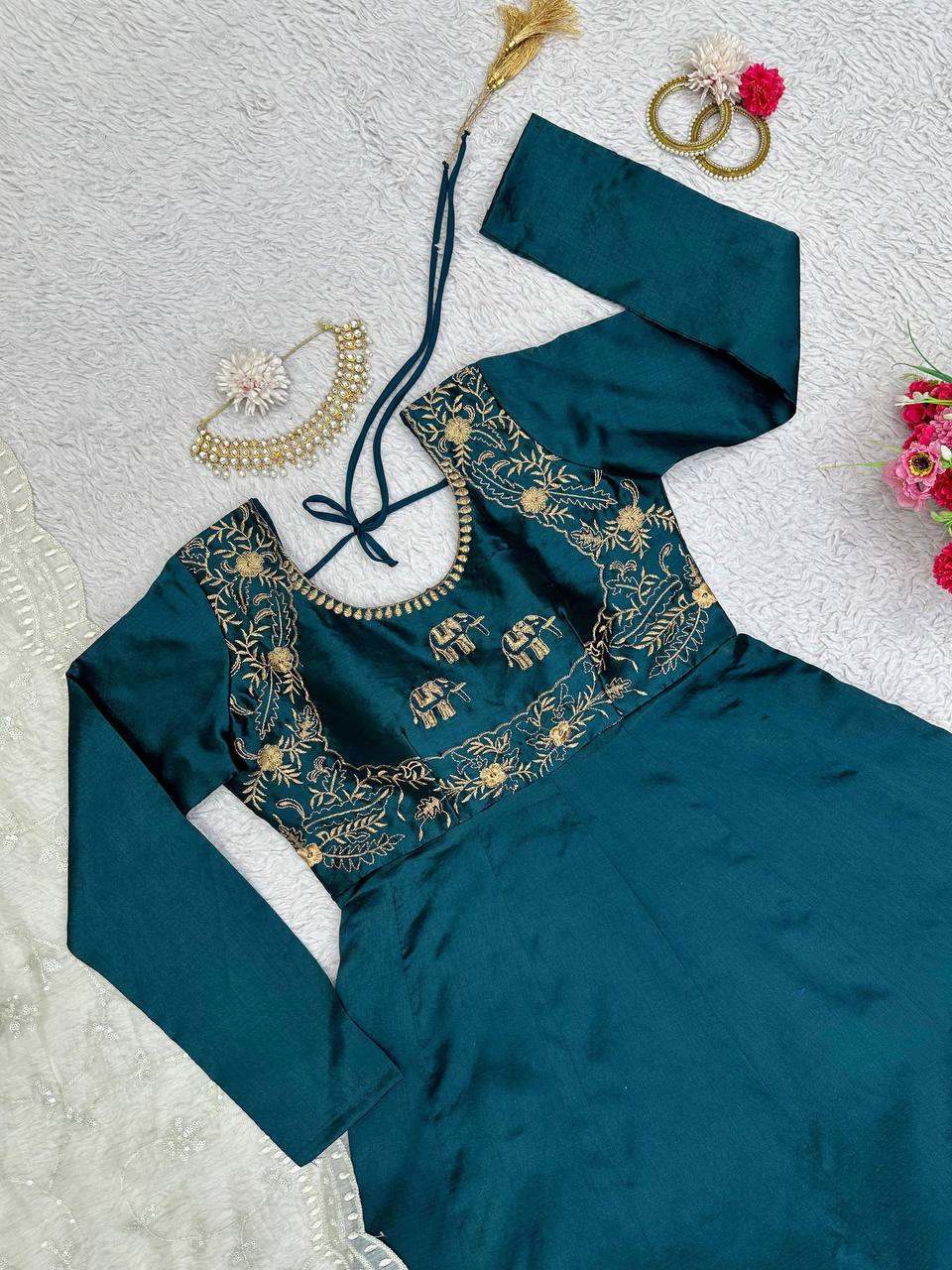 KD 1450 GOWN DUPATTA