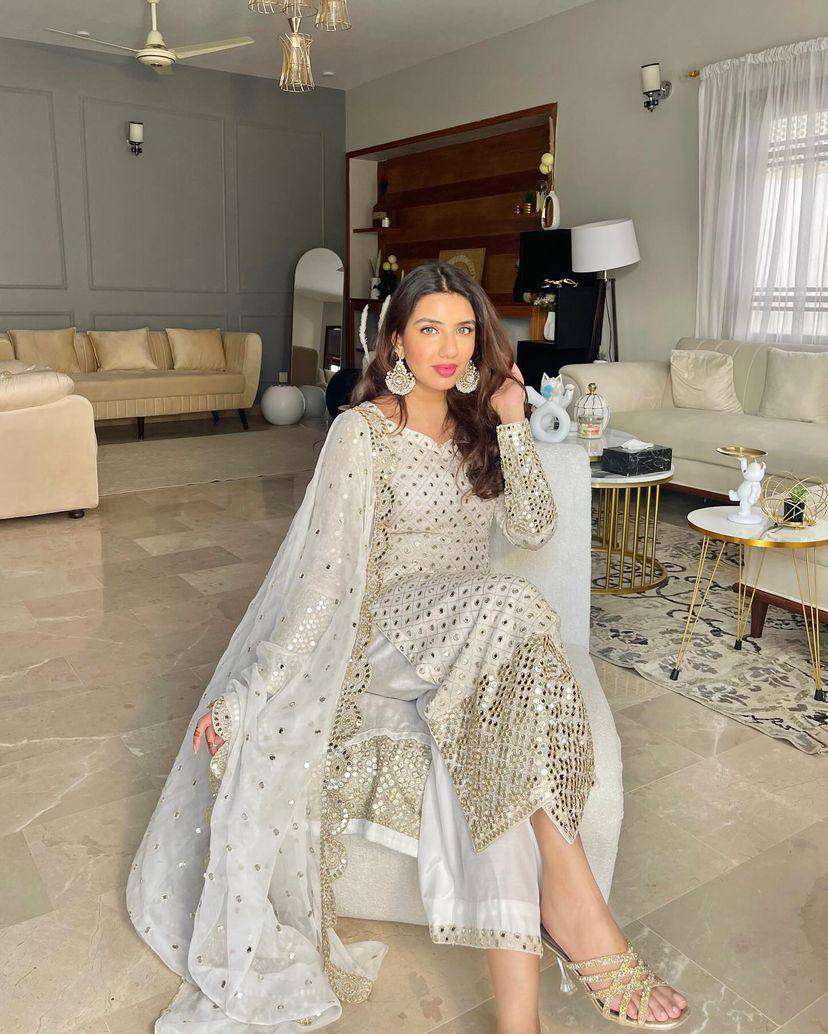 LC 1235 KURTI SET