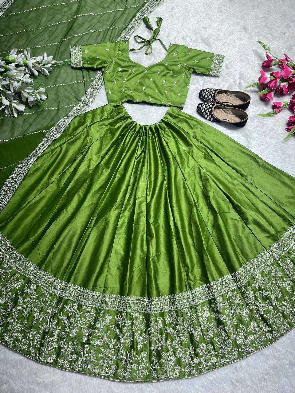 MF 417 LEHENGA CHOLI
