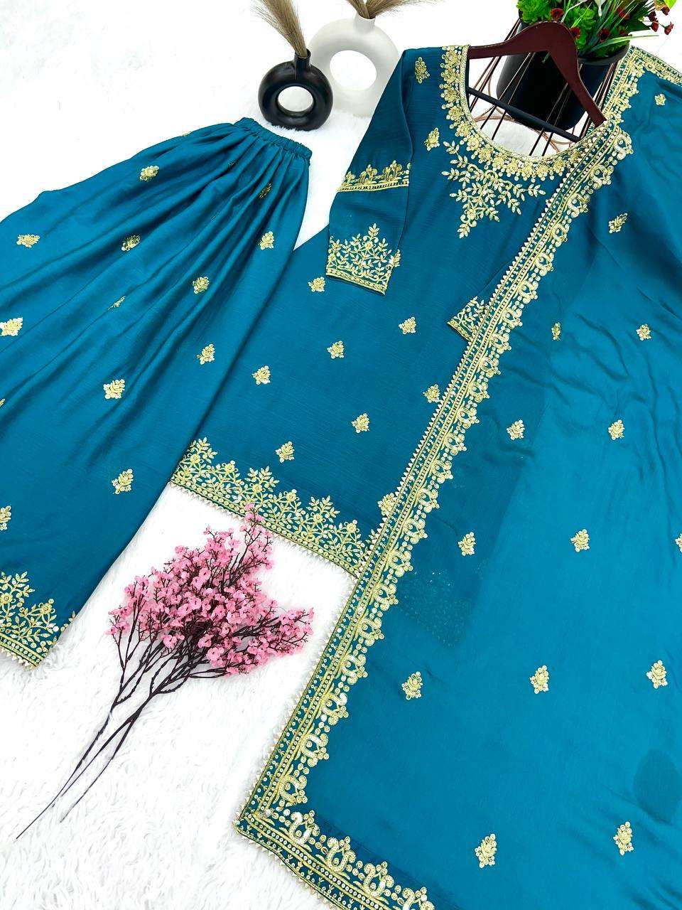 NSR 809 SHARARA SUIT 