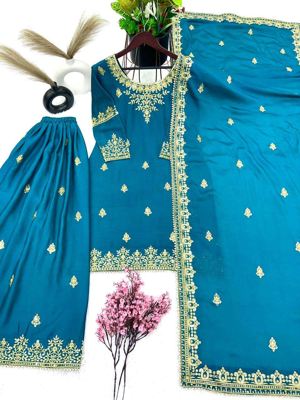 NSR 809 SHARARA SUIT 