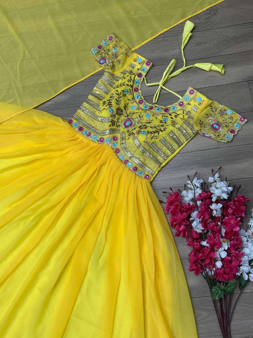 PC 374 GOWN DUPATTA