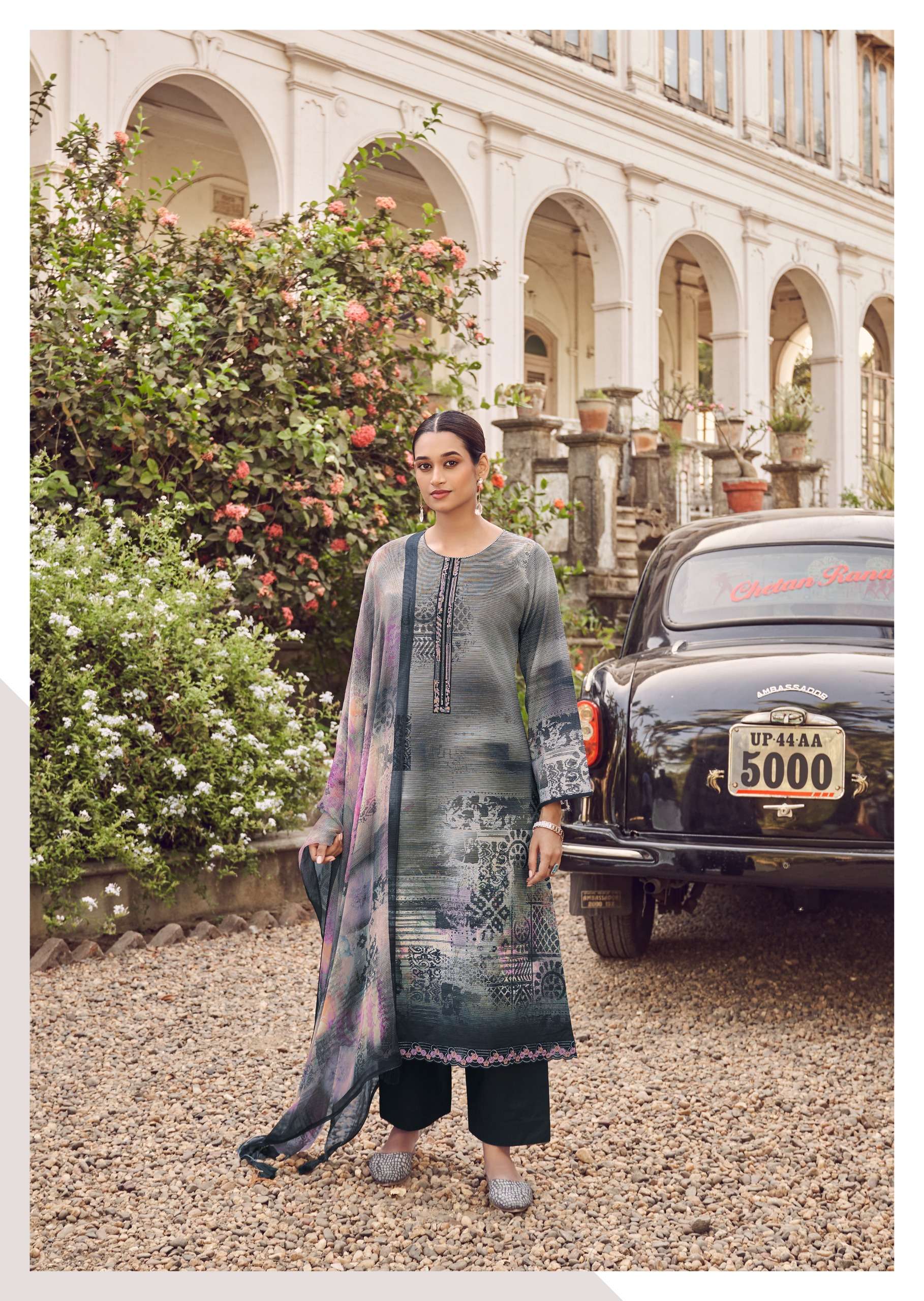 PRM TRENDZ NOORIN LINEN COTTON FANCY WORK SUIT