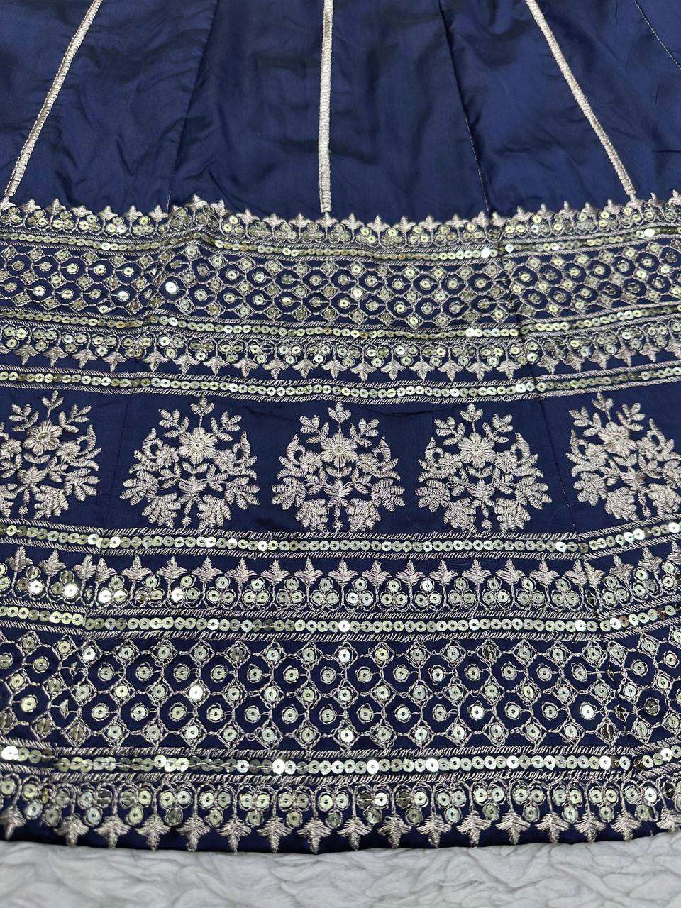 QRC 246 LEHENGA CHOLI