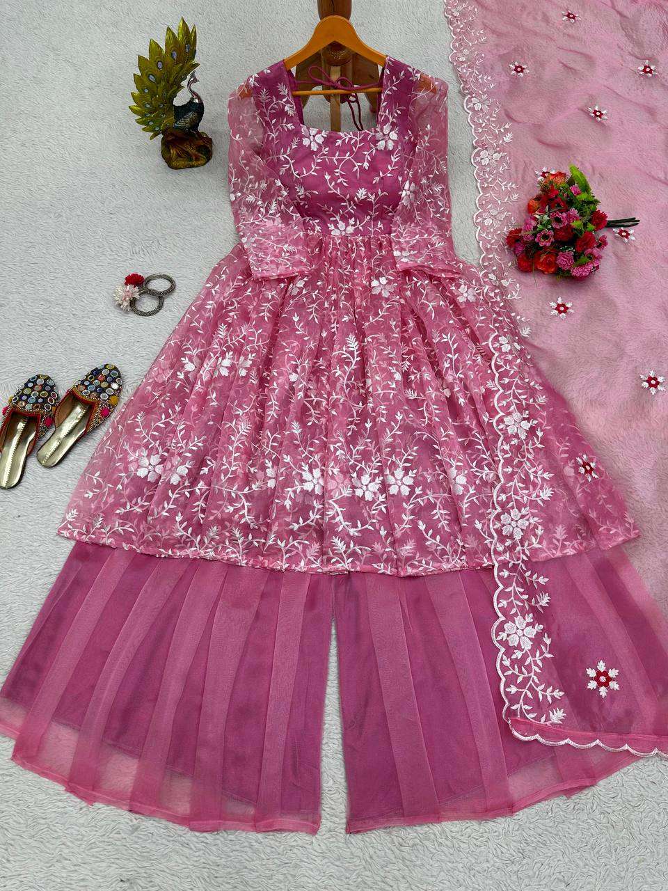 RTC 5700 KURTI SET