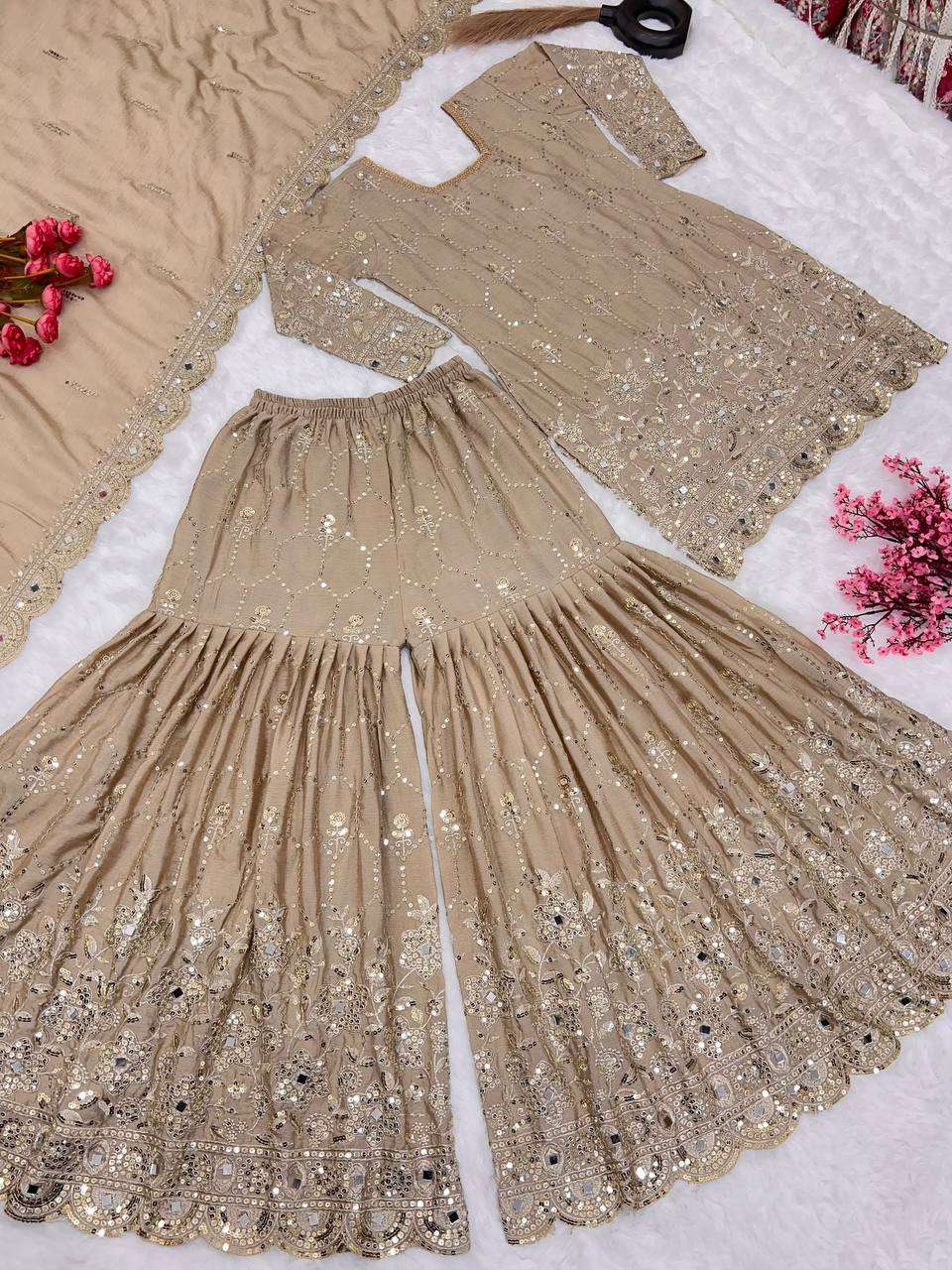 SR 1616 SHARARA SUIT