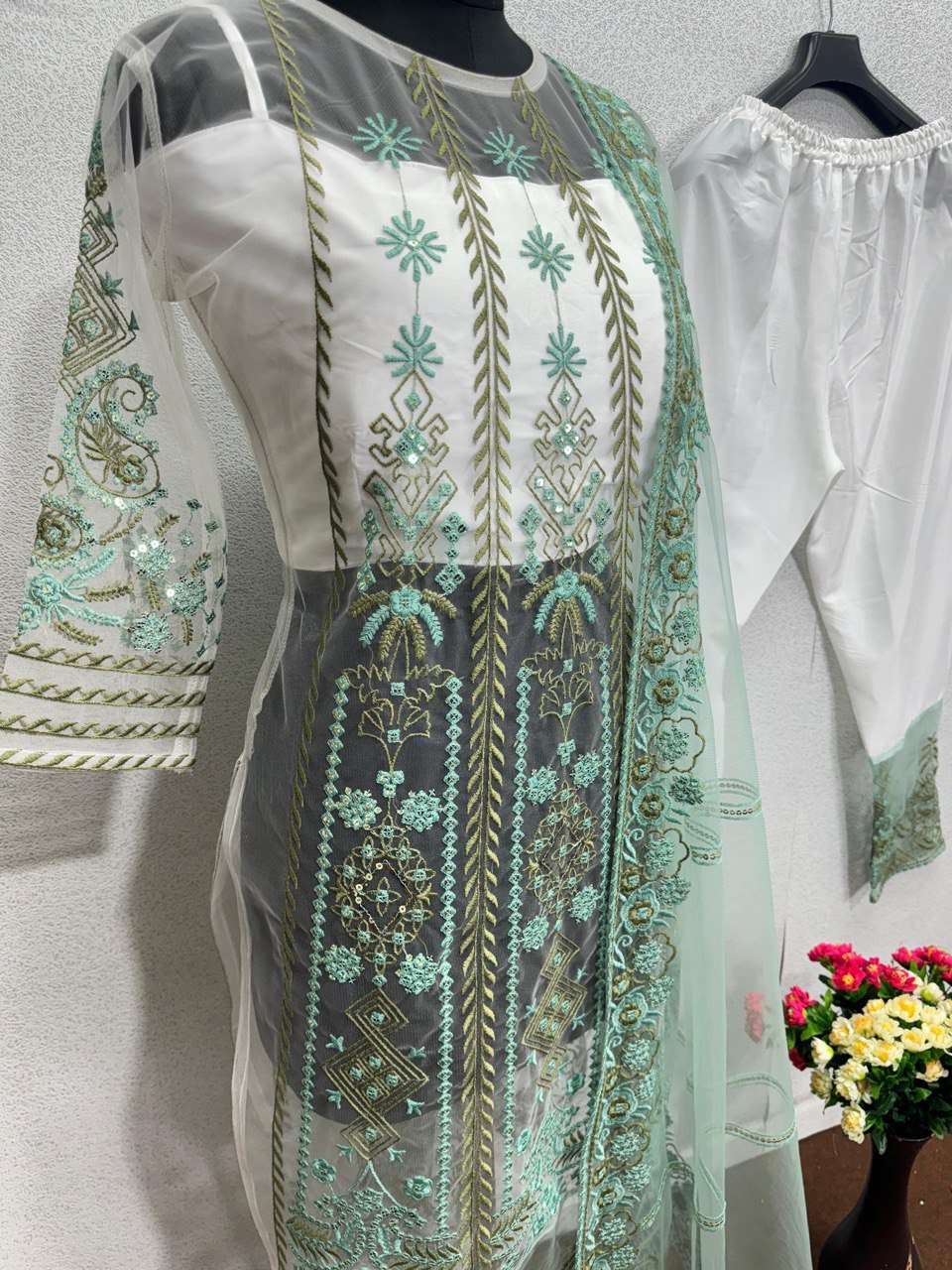 ST 155 KURTI SET
