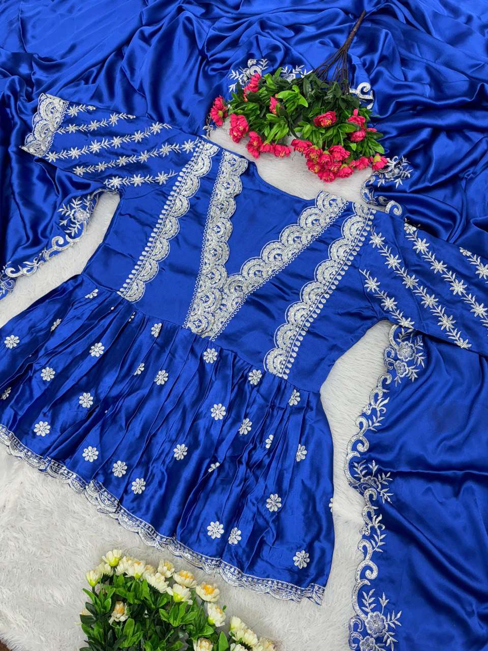 ST 156 TOP SAREE
