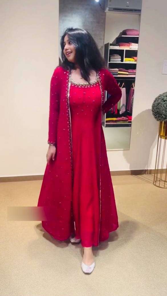 ST 158 GOWN KOTI