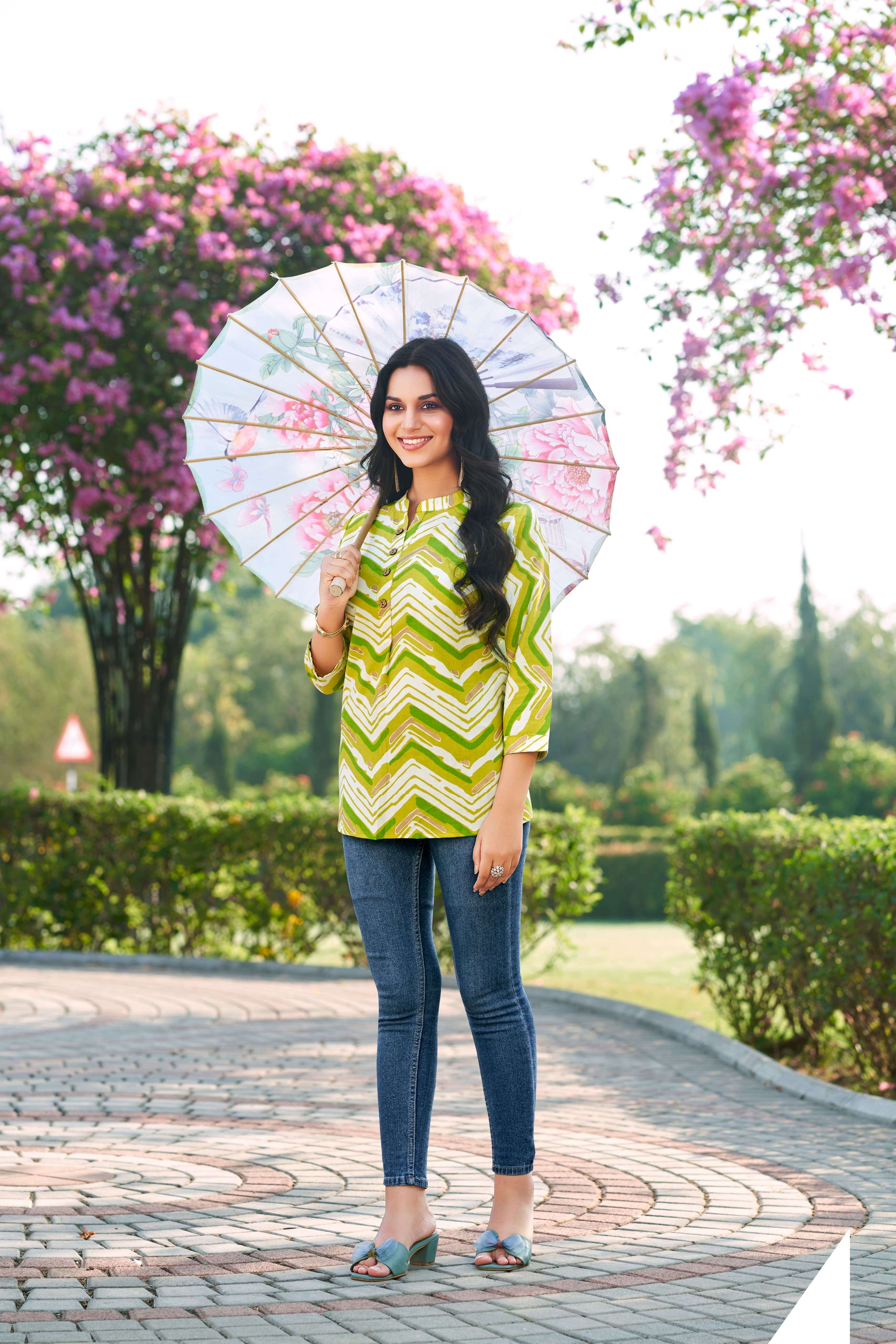 TIPS AND TOPS BABY VOL 3 RAYON PRINTS FANCY REGULAR WEAR TOP
