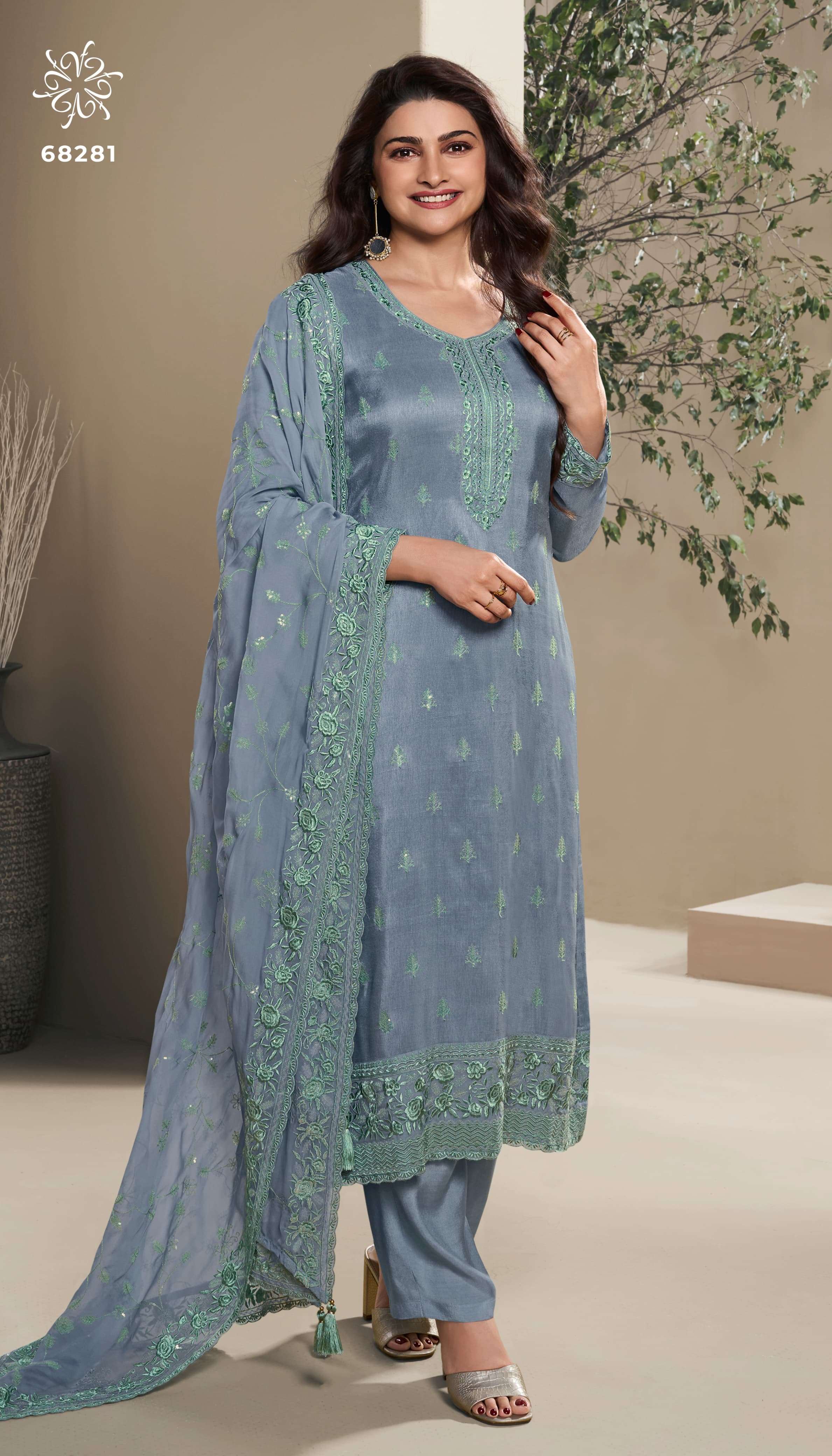 VINAY FASHION KULEESH NUTAN DOLA SILK DESIGNER HEAVY SUIT