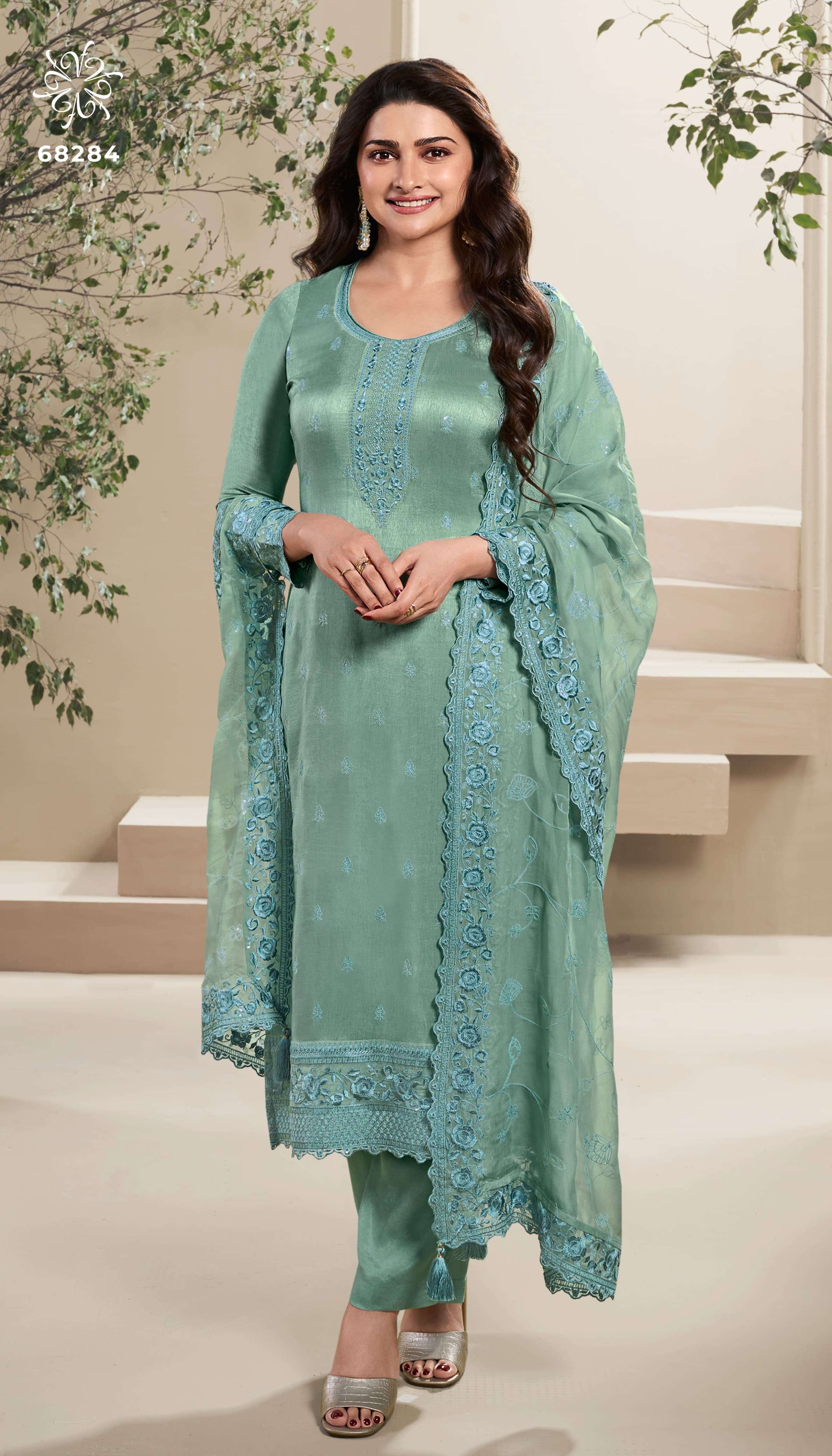 VINAY FASHION KULEESH NUTAN DOLA SILK DESIGNER HEAVY SUIT