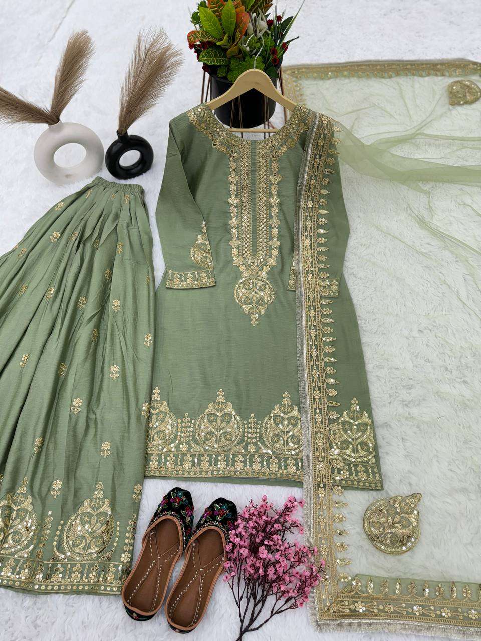 ZF 375 SHARARA SUIT
