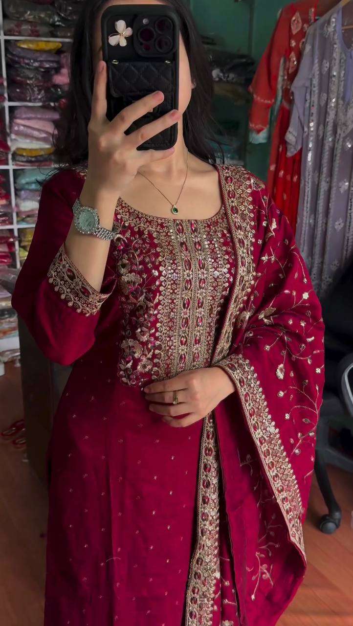 AD 163 KURTI SET