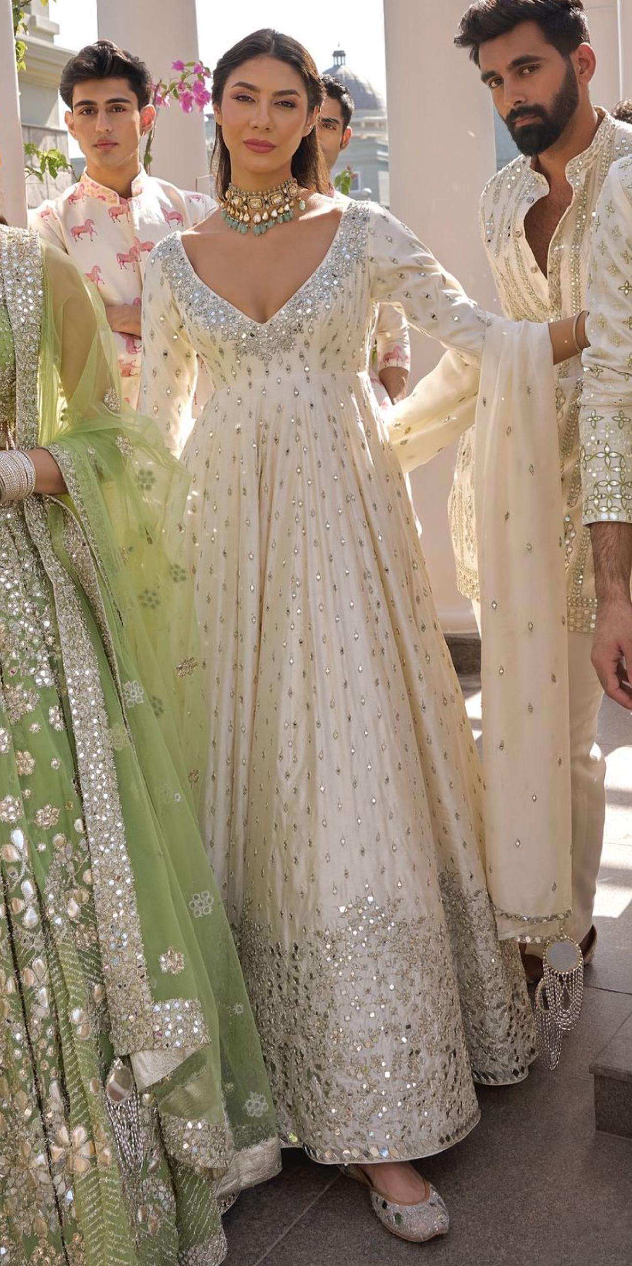 FD 8036 GOWN SET