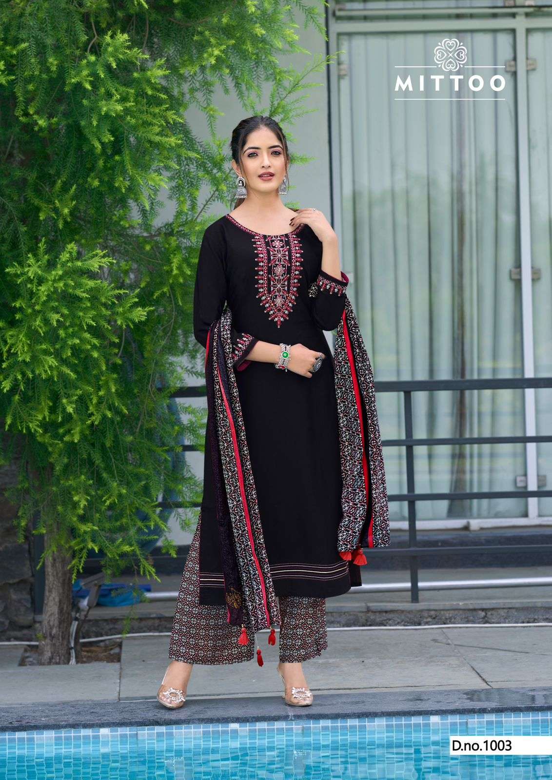 MITTOO SAMREEN RAYON FANCY HAND WORKS KURTI COMBO SET 