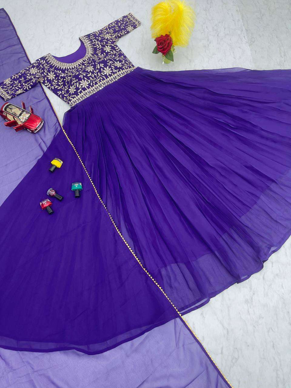 PC 404 GOWN DUPATTA