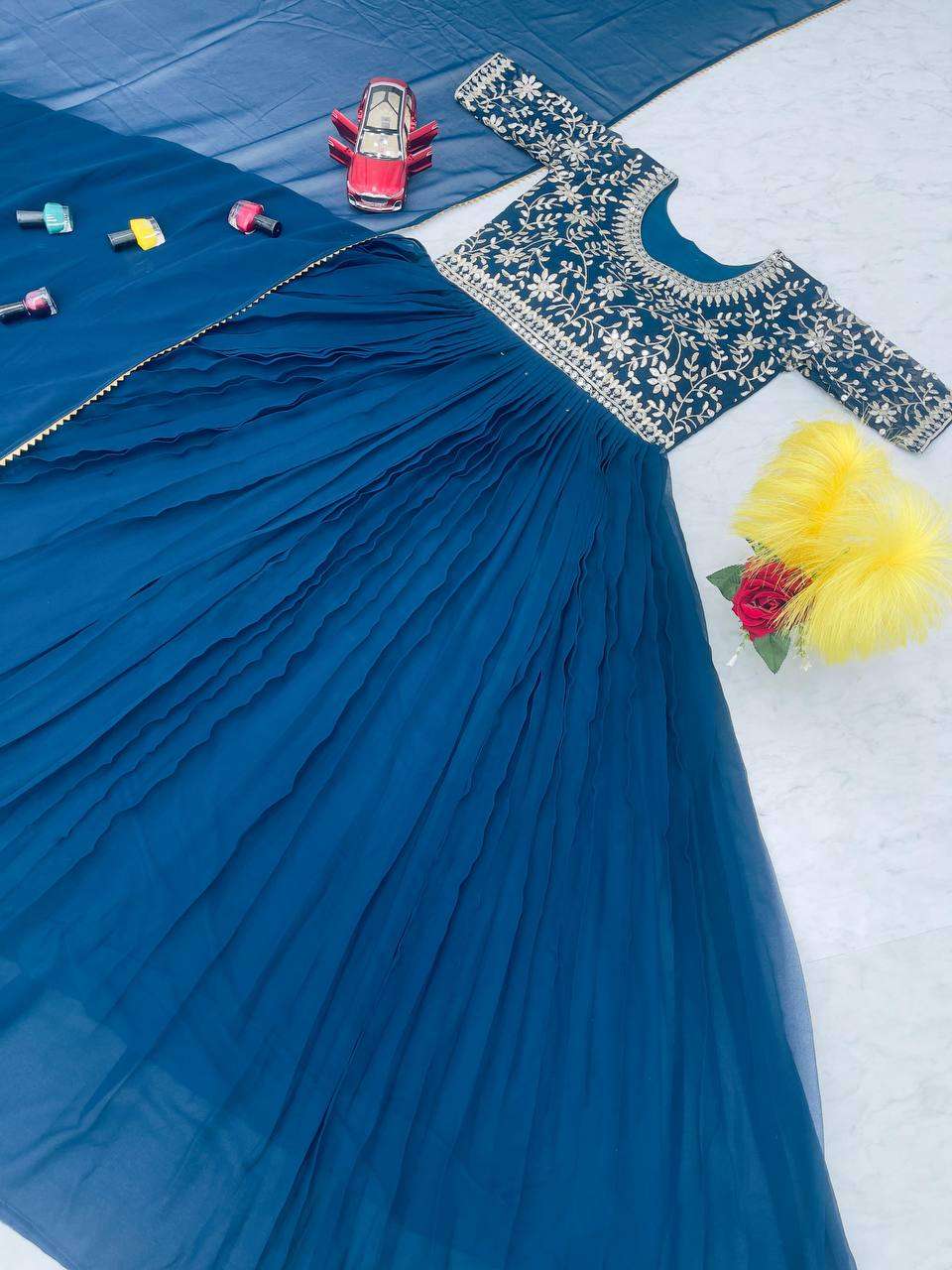 PC 404 GOWN DUPATTA