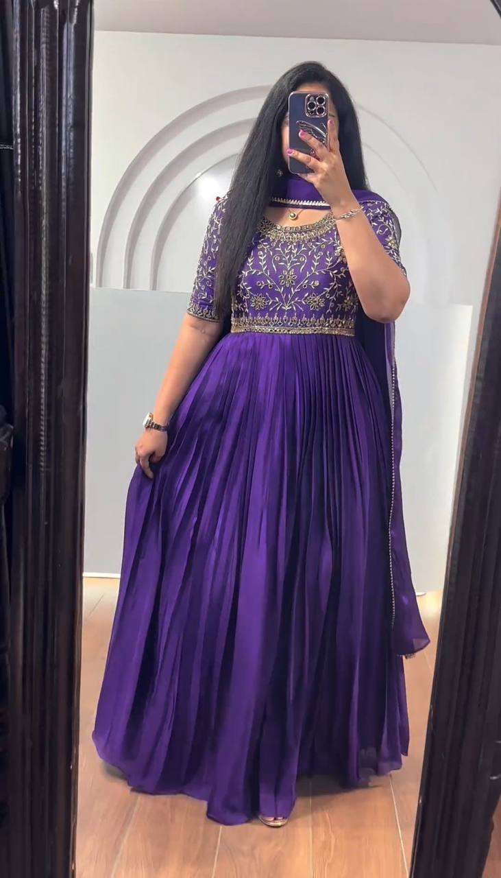 PC 404 GOWN DUPATTA