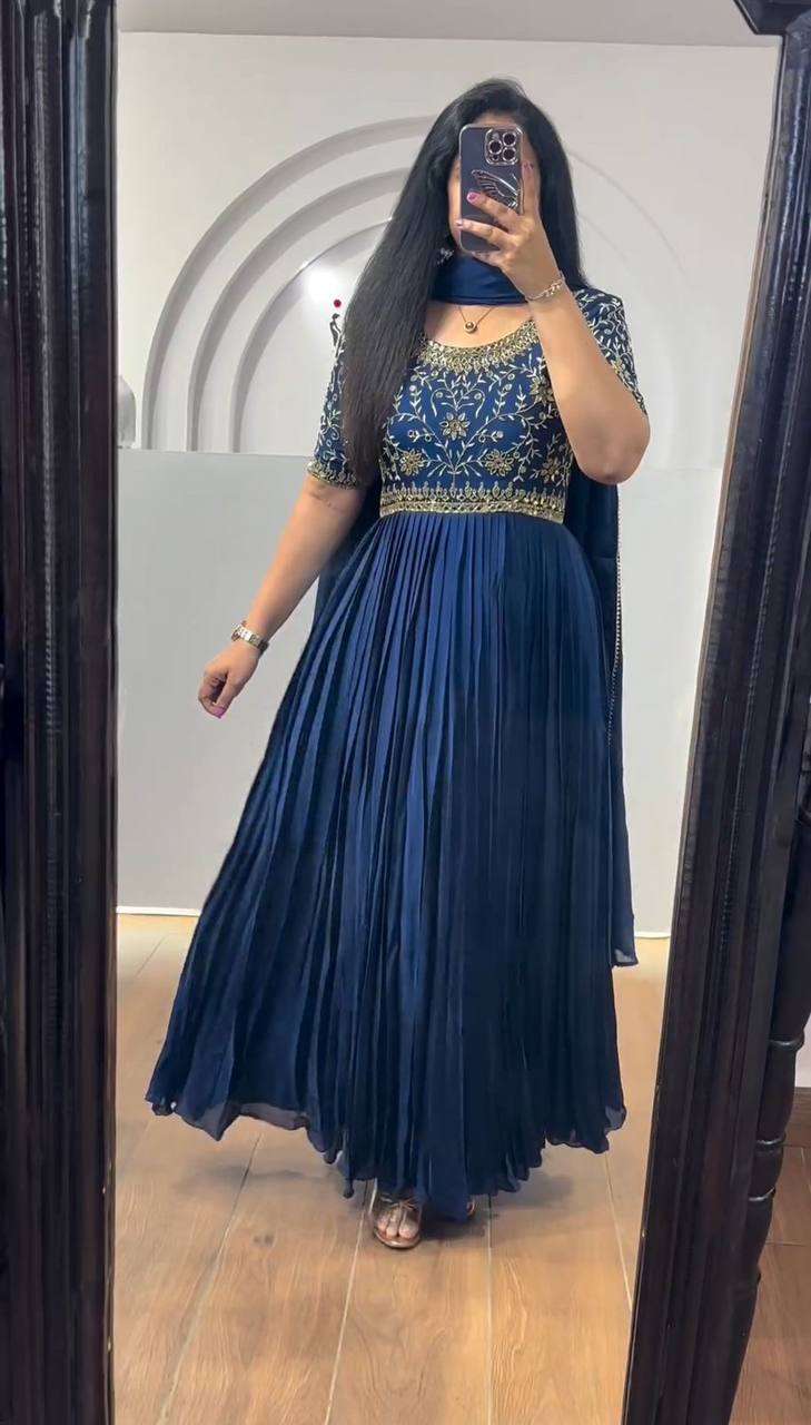 PC 404 GOWN DUPATTA